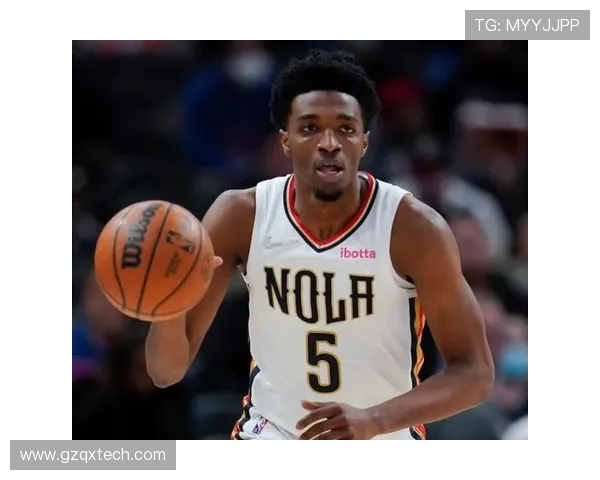 赫伯特琼斯的篮球之路与职业生涯的辉煌成就解析